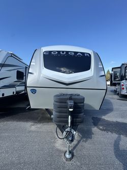 2024 Keystone Cougar