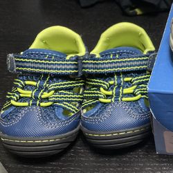 New No Tags Stride rite Sandles… Read description 