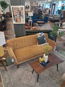 Stark Sofa