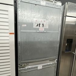 Miele Built In Panel Ready Bottom Freezer 36” Refrigerator 
