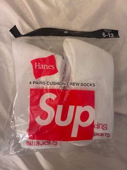 Supreme x Hanes White Crew Socks 4-Pack
