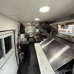 2005 Dodge 2500 Sprinter Food Truck 