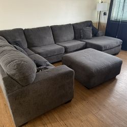Large Sectional Couches 