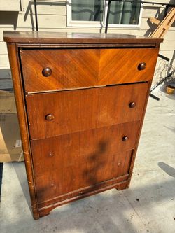 Free dresser