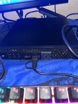 Dell OptiPlex 7050 Micro Desktop PC