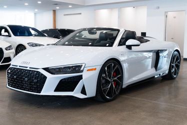 2022 Audi R8 V10 Performance Spyder RWD Premium Package Diamond