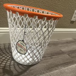 Spalding Basketball hoop trash can 