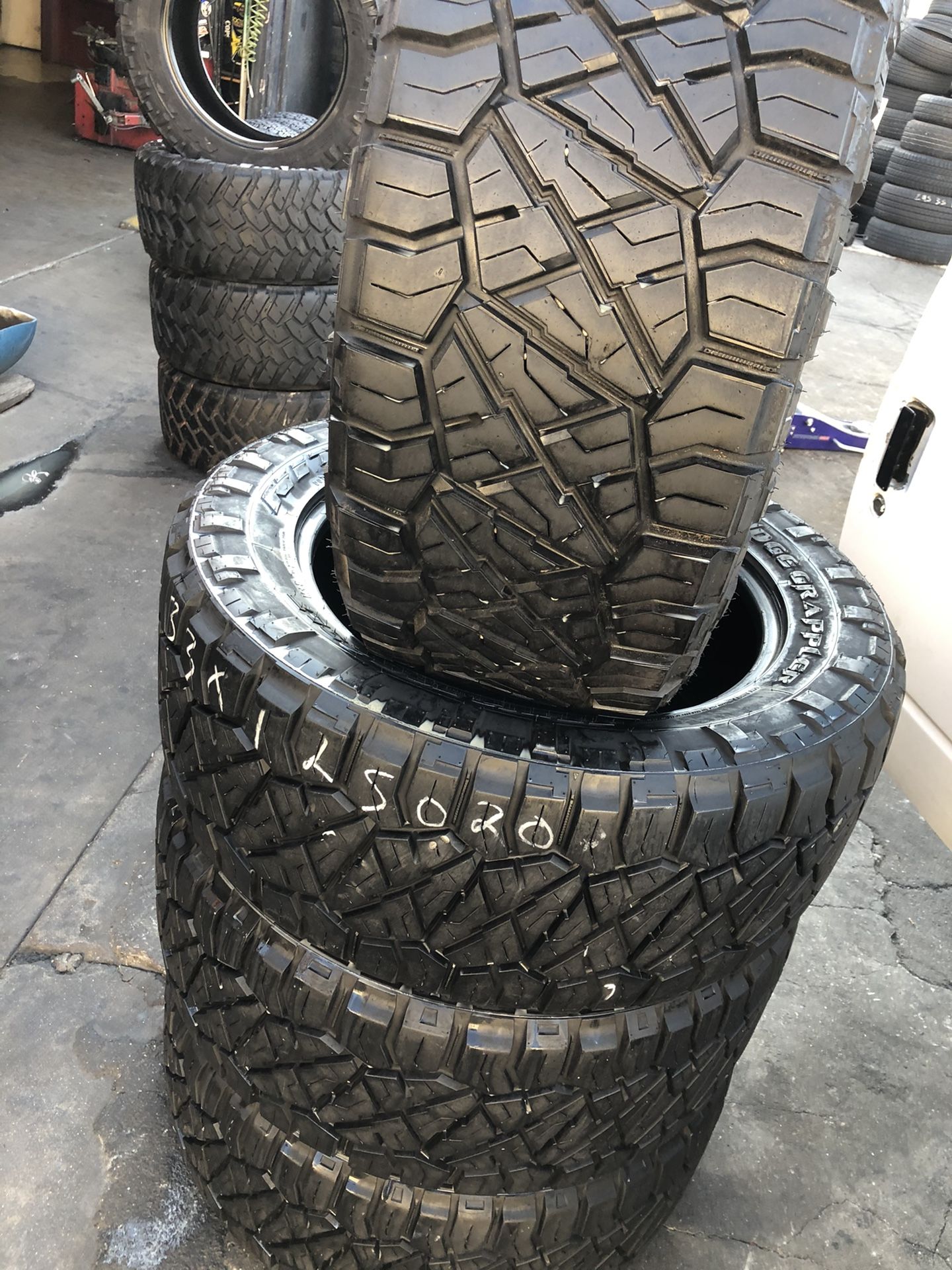 NITTO 33/12.50R20 Tires (4 for $600)