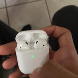 AIRPOD 1ST GEN