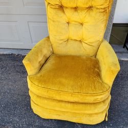 Vintage Mid Century 60s 70s Yellow Crushed Velvet Chair MCM