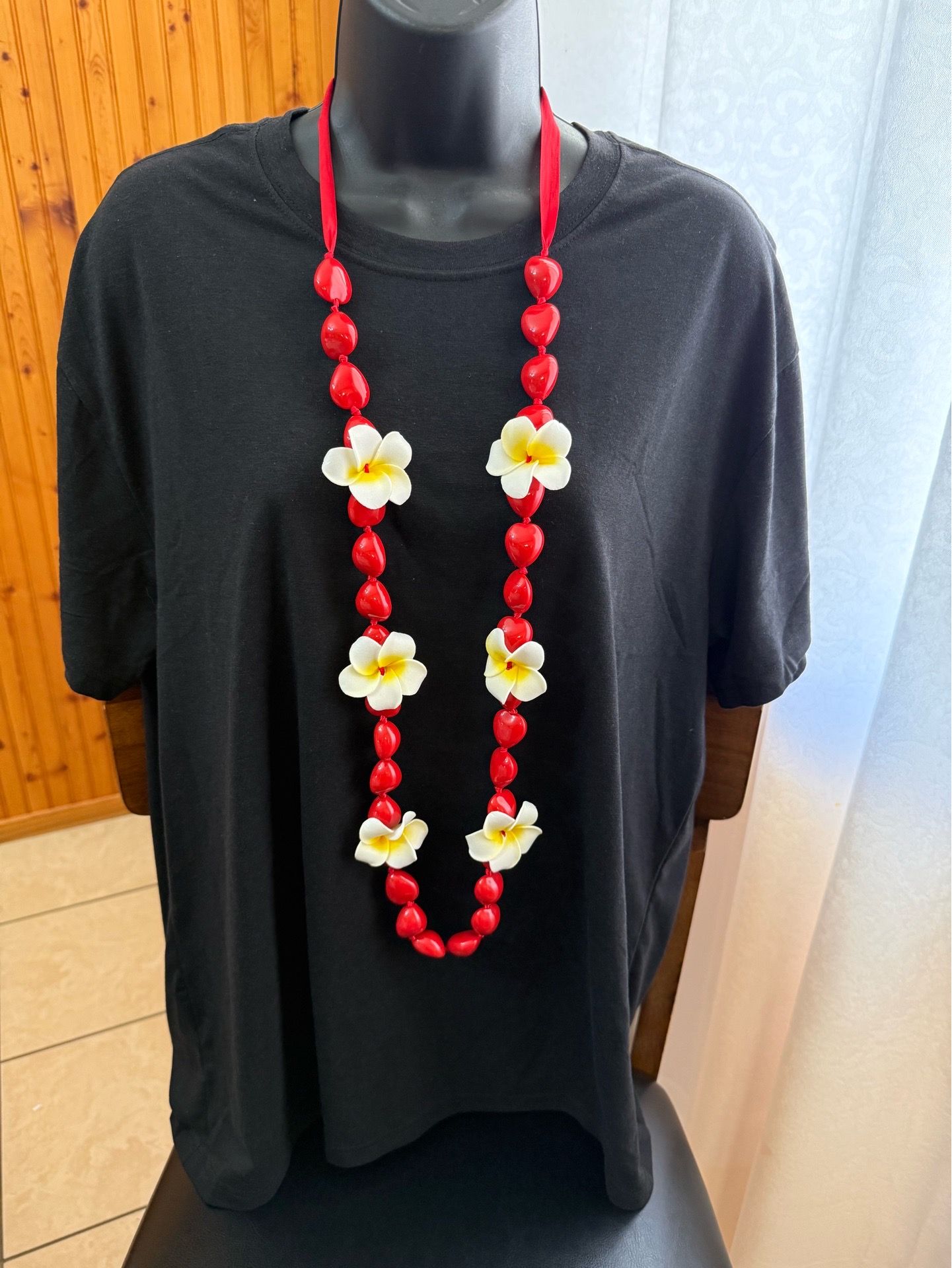 🎓Graduation 🌺 Red Hawaiian leis