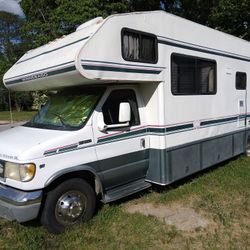 1997 Winnebago Minnie Winnie 31WQ