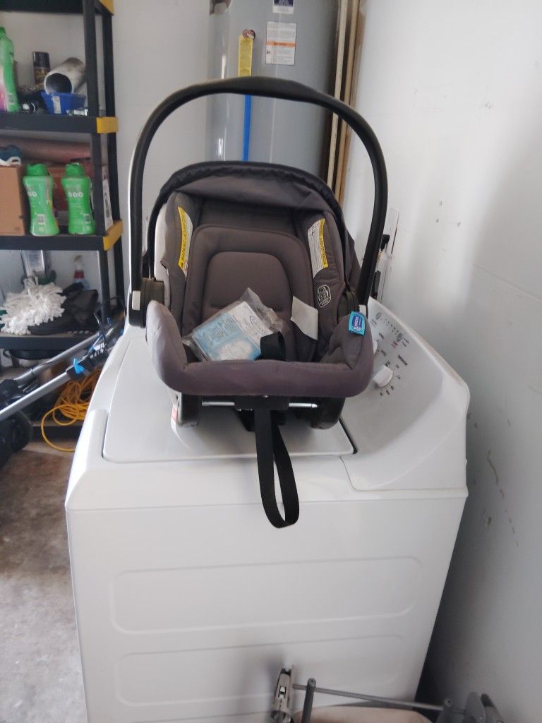 Infant Car Seat