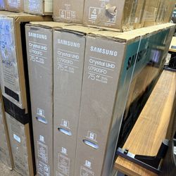 75-Inch Samsung Crystal UHD 4K Smart TV