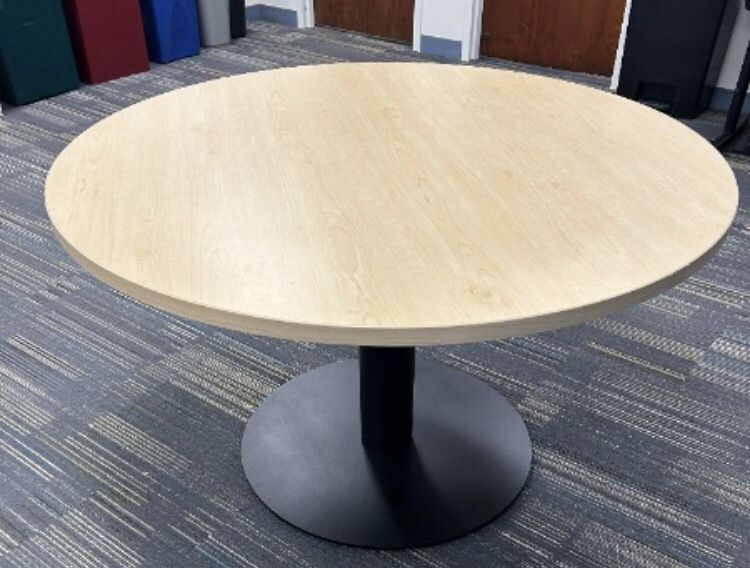 Steelcase Round Table