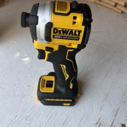 Dewalt Impact Atomic 