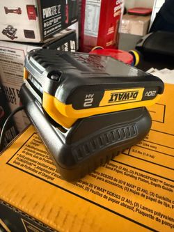Dewalt 20v battery and charger