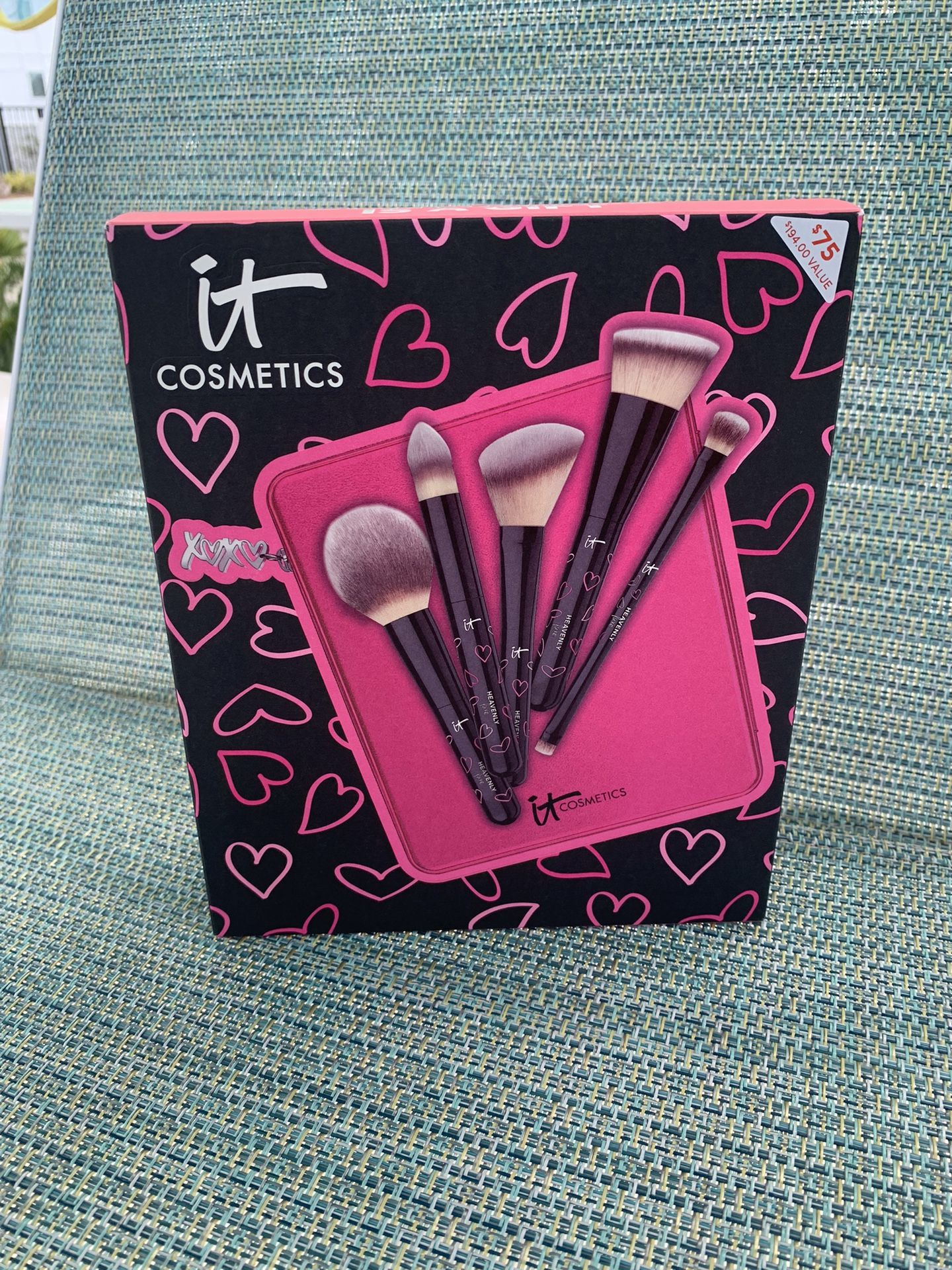 It Cosmetics Heavenly Luxe 5- Piece Makeup Brush 