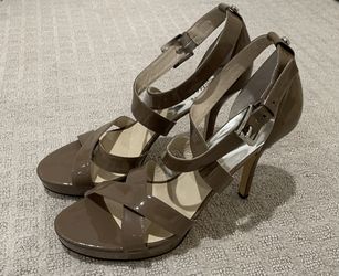 Michael Kors Evie Platform Strapping Sandal, New, Size 11