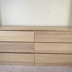 IKEA Malm 6 drawer dresser. Excellent condition. Clean and sturdy.