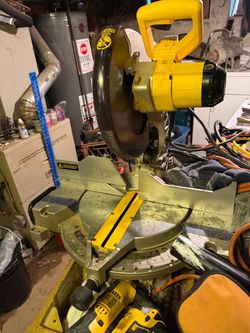 Dewalt miter saw