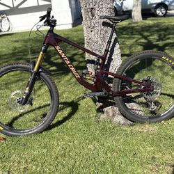 Santa Cruz Nomad CC X01 Kit Mountain Bike Size Medium 2022