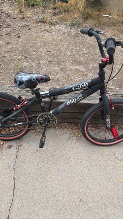 18”Kent Abyss BMX Bike Black and Red