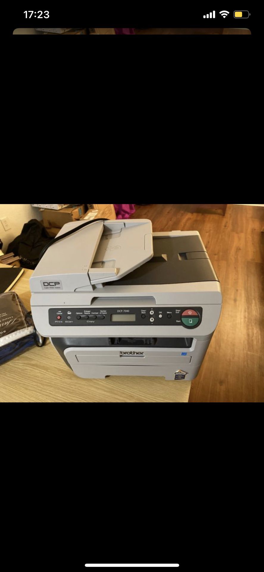 Brother DCP 7040 printer with 2 toner.