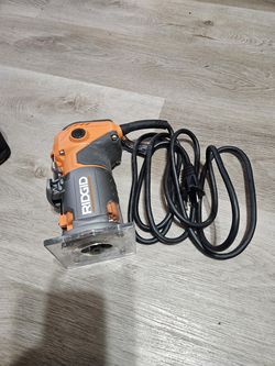 Ridgid compact fixed-base router