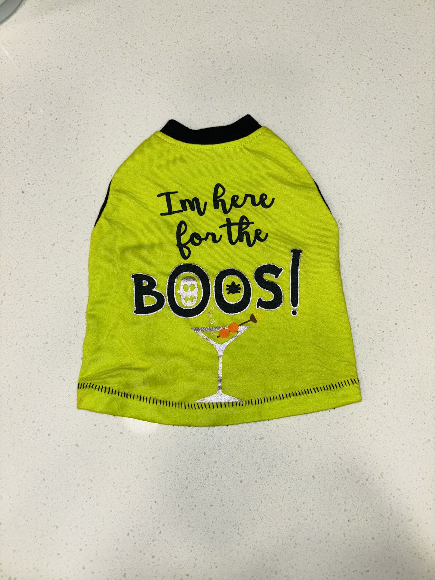 “I’m here for the boos” dog halloween tee - size S