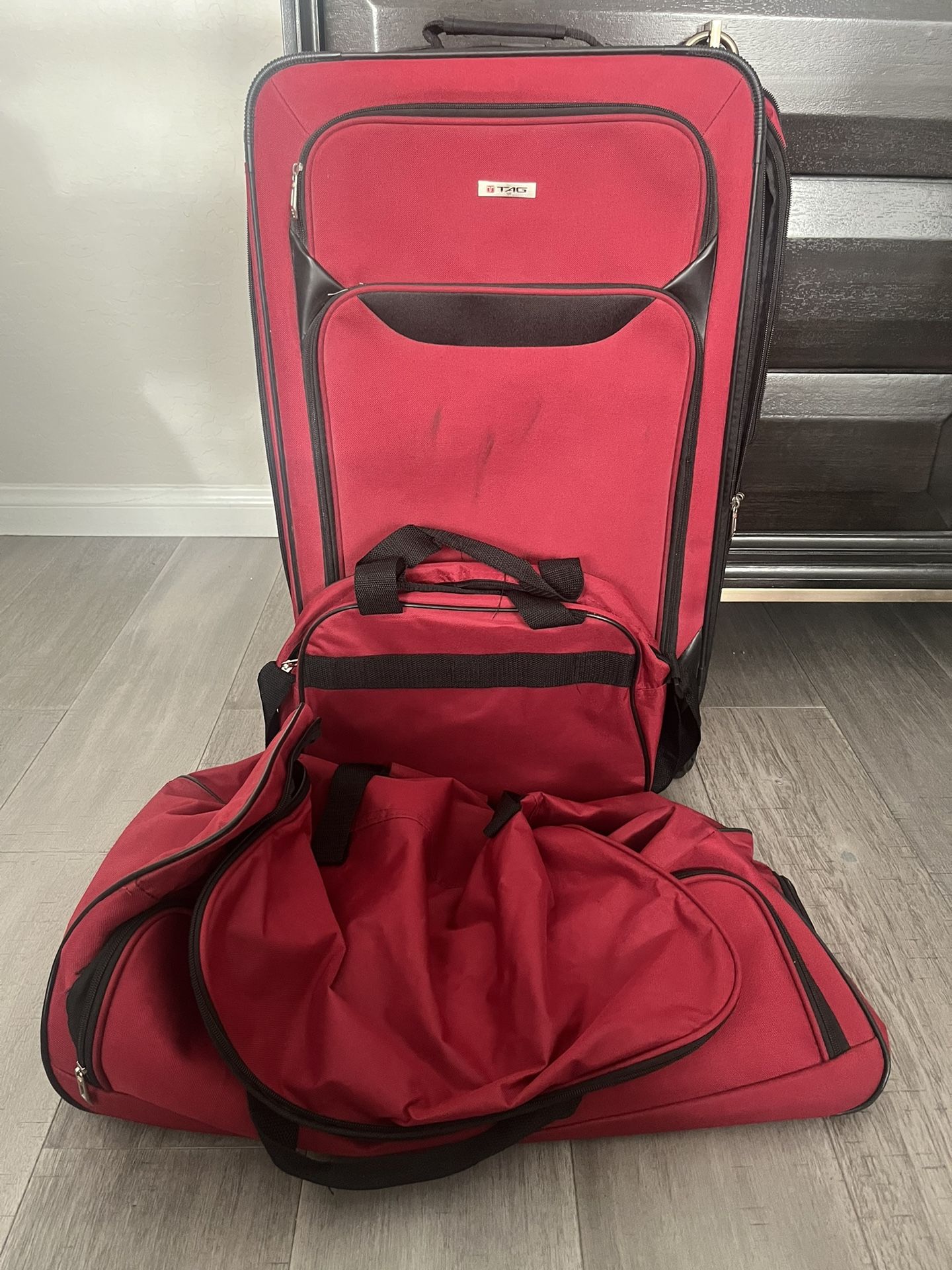 TAG 3 Piece Luggage
