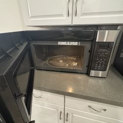 Over The Range Microwave $150