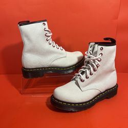 Women’s Dr. Martens 27655 Bejeweled Sparkle White Pink Leather Boots Womens Size 5