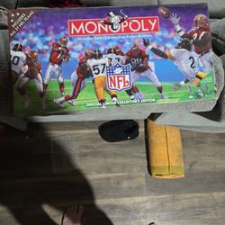 MONOPOLY COLLECTORS EDITION 