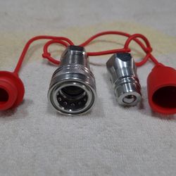 (1) Set 1/2" Hydraulic Quick Coupler With Dust Caps 1/2" NPTF