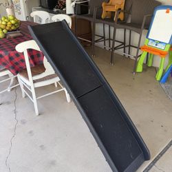 Folding Dog Ramp