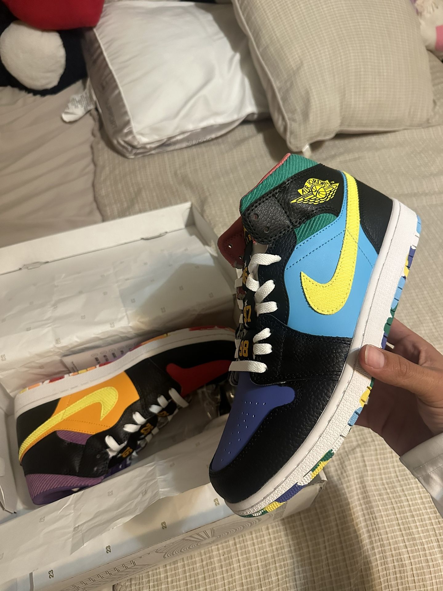 Jordan 1 Championships Men’s Sizes 9.5