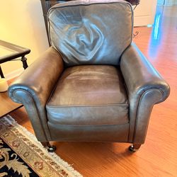Hancock & Moore Leather Club Chair – Brown Traditional English Armchair
