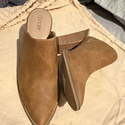 (New!) Abound Women's Clog Size 7