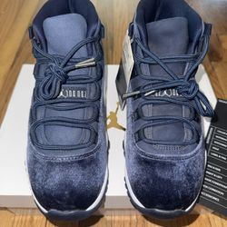 Jordan 11 Midnight Navy Velvet