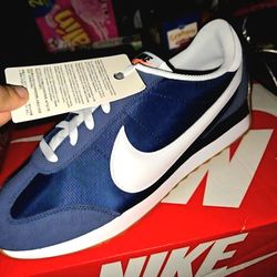 Mens Size 12 Nike Pacific Brand New