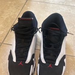 Air Jordan 14 retro Black Toe