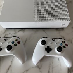 USADO: Console Microsoft Xbox One S 1TB All Digital Edition em