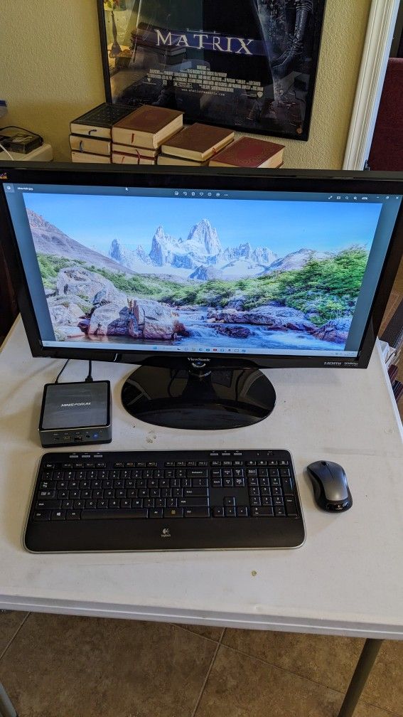 Mini Computer with Monitor & Wireless Keyboard and Mouse