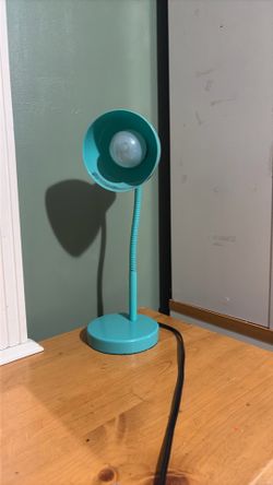 Desk lamp