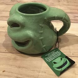 Disney parks nightmare before Christmas oggie boggie color changing coffee mug