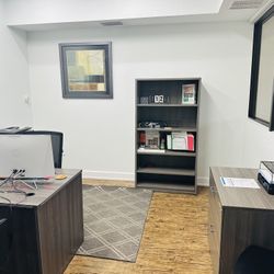 Office Furniture Set- Like New!