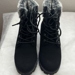 Black Boots Girls