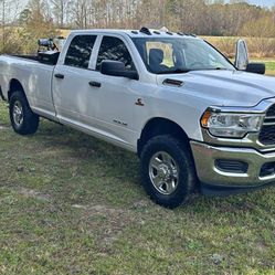 2020 Ram 2500 Crew Cab · Tradesman Pickup 4D 8 ft