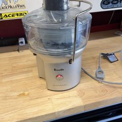 Breville Juicer. 
